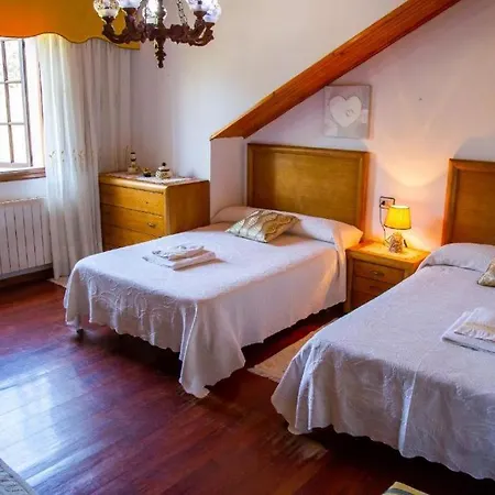 Casa De Cacheiro * Silleda